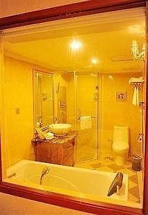 Nanchang Huayu New World Hotel Buitenkant foto