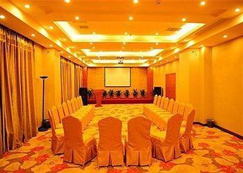 Nanchang Huayu New World Hotel Buitenkant foto